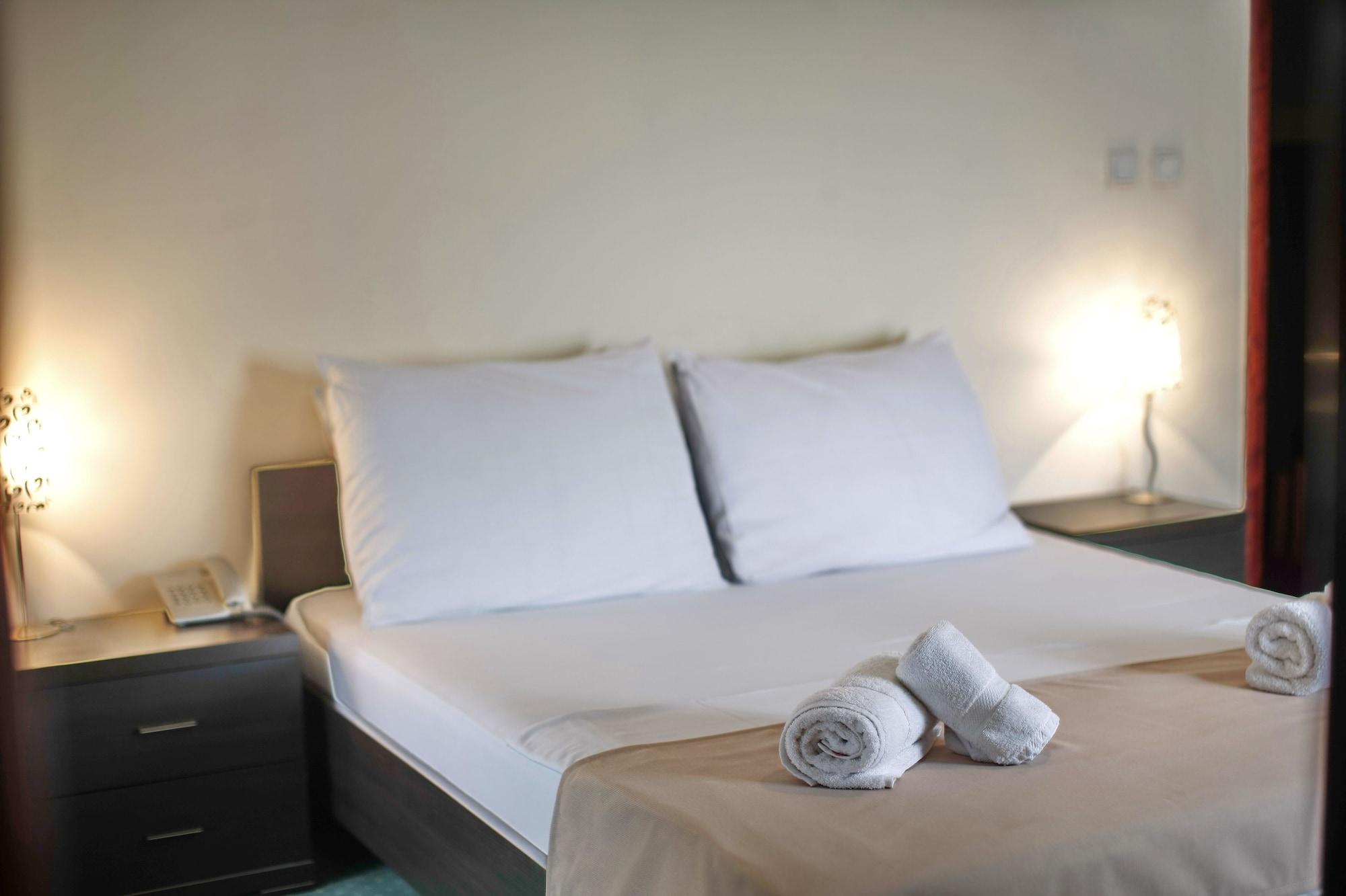 Happy Star Club Hotel Belgrad Exterior foto
